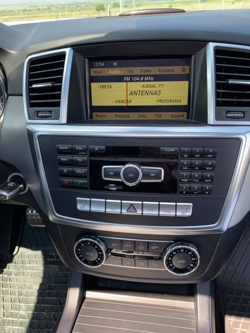 MERCEDES BENZ ML 350 AMG 2012 GOD