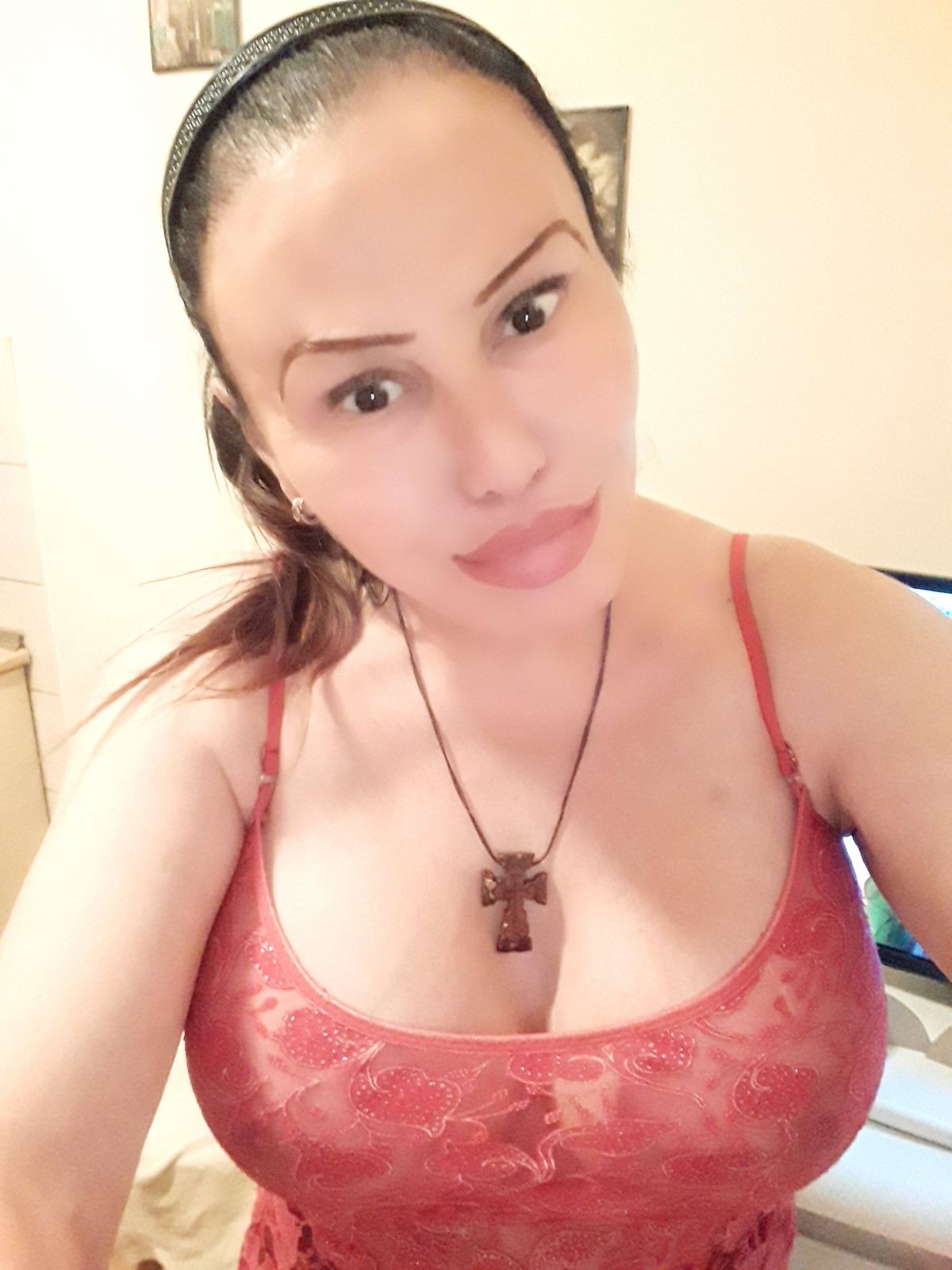 TRANSSICA SHEMALE, GRADI IMAM SAMO JAS, TRANSS DEVOJKA, EDINSTVENA VISTINSKA TRANS VO MAKEDONIJA, DISKRETNI SREDBI, DISKRETNO DRUZENJE, ZABAVA