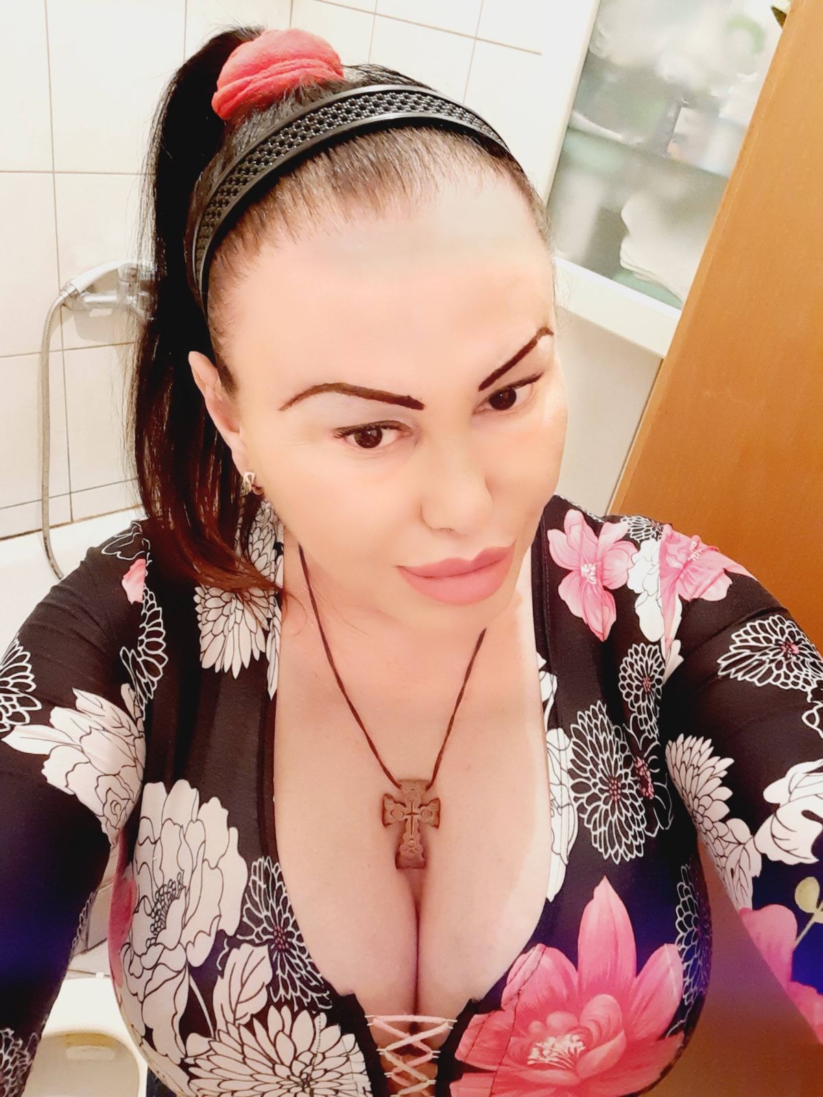 TRANSSICA SHEMALE, 077642494 GRADI IMAM SAMO JAS, TRANSS DEVOJKA, EDINSTVENA VISTINSKA TRANS VO MAKEDONIJA, DISKRETNI SREDBI, DISKRETNO DRUZENJE, ZABAVA